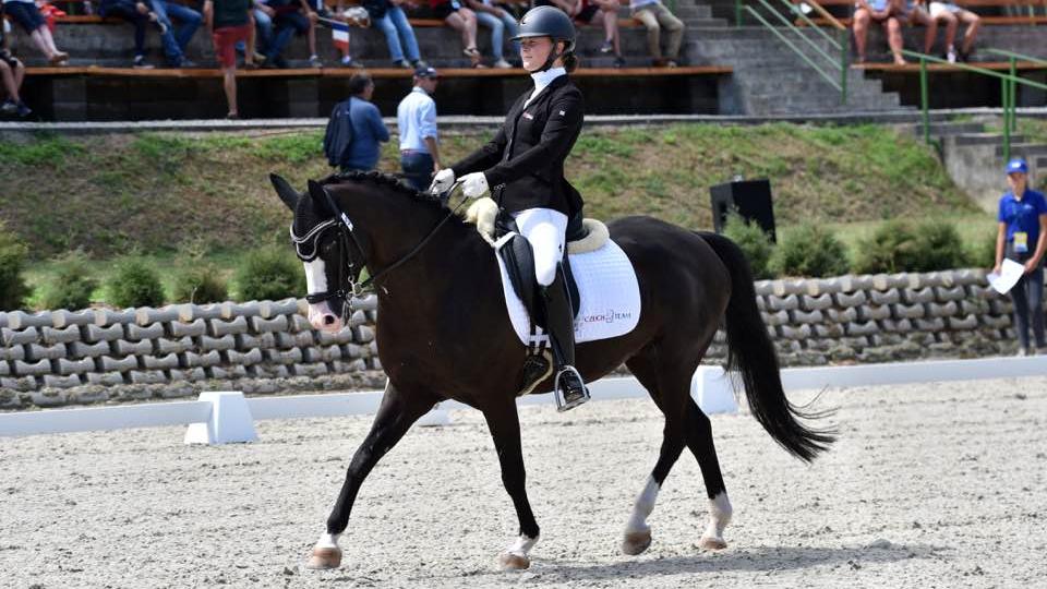 Úspěšní Češi ve FEI žebříčku: Julie Sekaninová