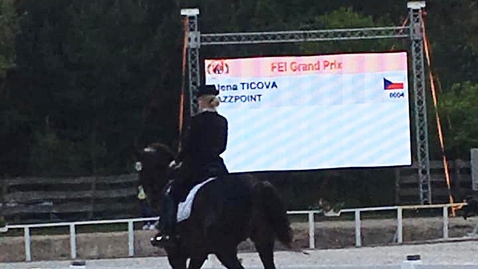 Alena Ticová na CDI v Budapešti. V pátek startovala v Grand Prix