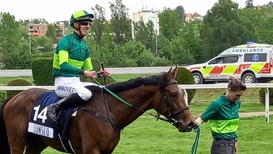 Neporažený Jardin Michelet má klasický triumf, ale i soupeře pro derby