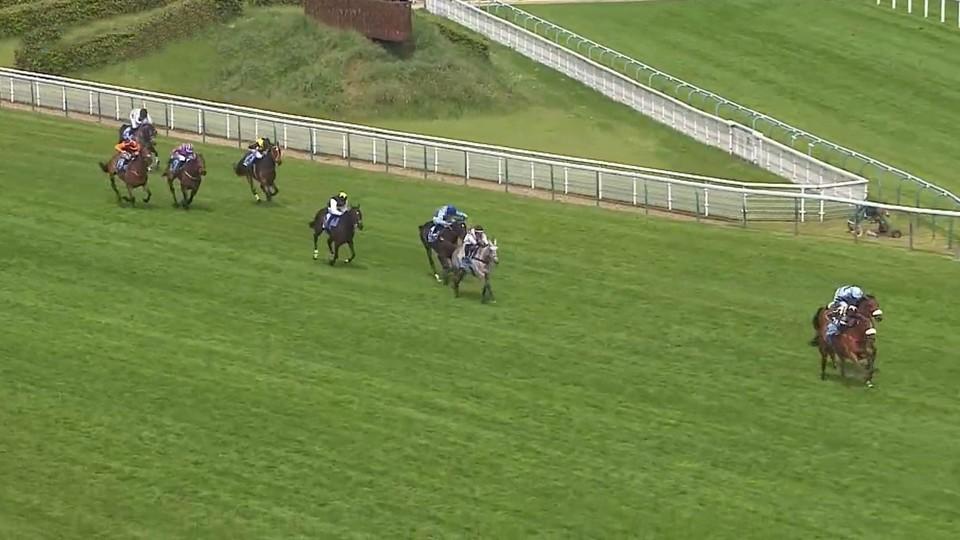 Historický den v Paříži: Suroit s Bartošem pátí v Grand Steeple-Chase