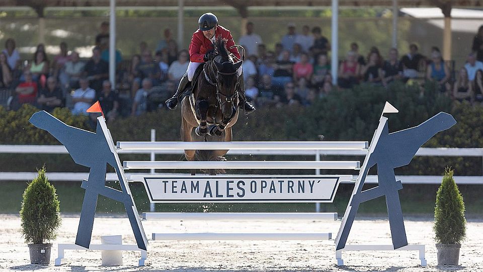 Equinews: Skřivan triumfoval v Hořovicích. Voltiž má nové mistry ČR