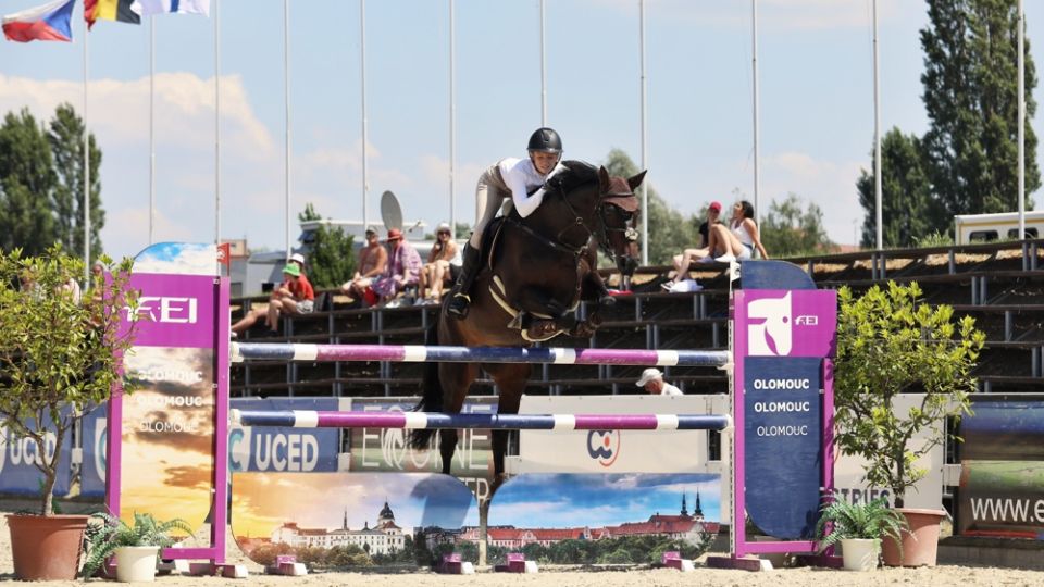 Do třetice česká hymna. Páteční EY Cup CSI2*-W Olomouc pro Svobodovou